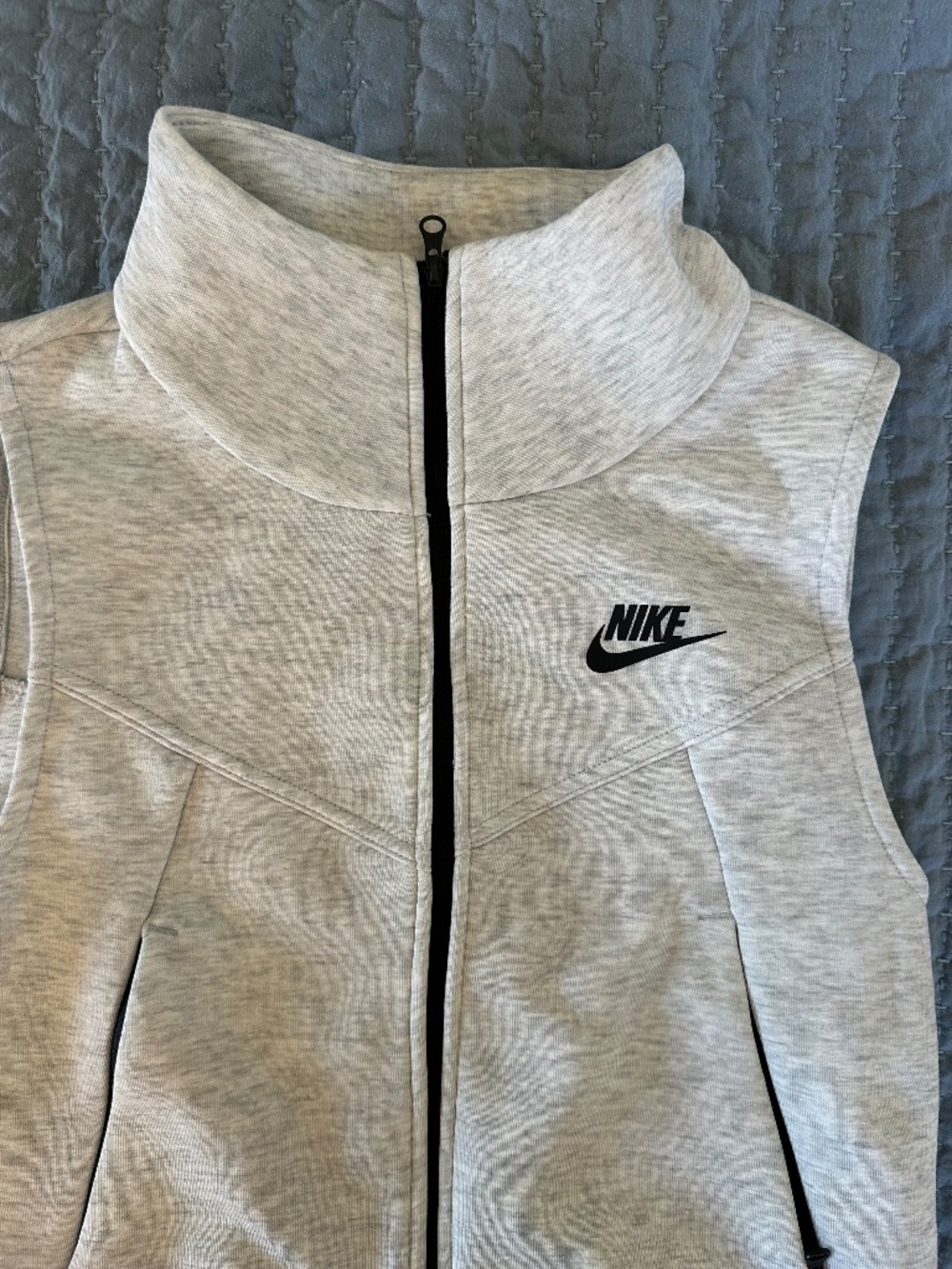 Nike tech vest